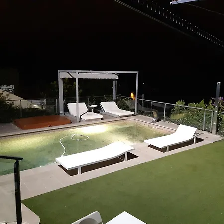 Con Piscina Privada, 2 Jacuzzis Y Barbacoa 빌라 베니카씸