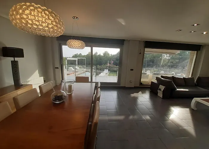 Con Piscina Privada, 2 Jacuzzis Y Barbacoa Villa Benicàssim